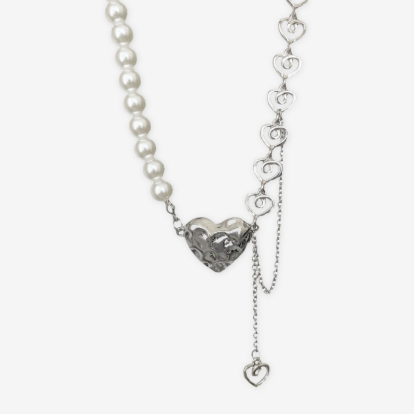 Collana perle e cuori.