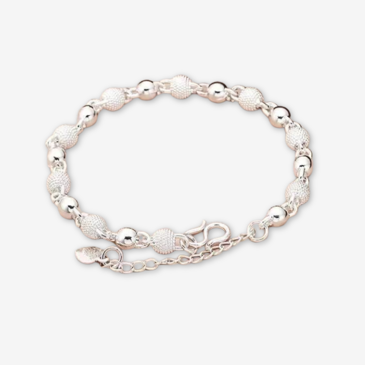 Bracciale con piccole pigne argentato