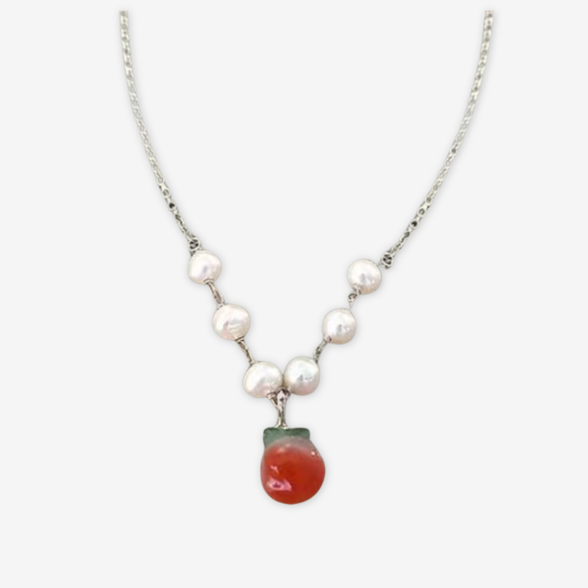 Collana con perle.