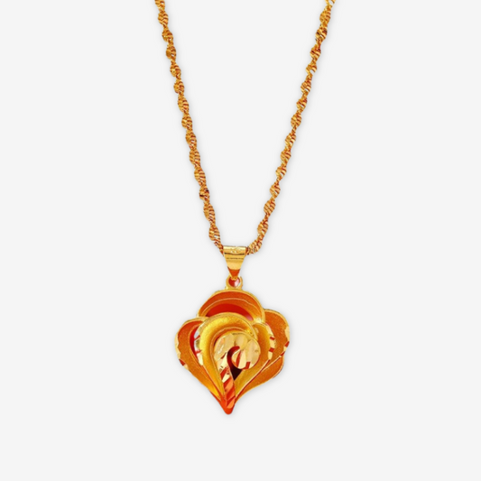 Collana con medaglione a forma di cuore