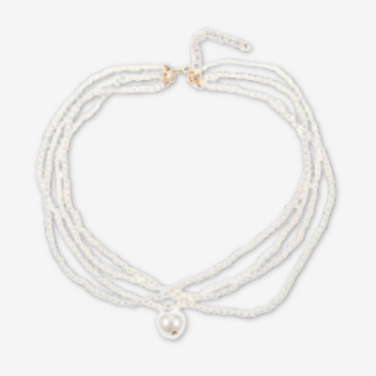 Collana multistrato in perle.