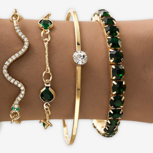 Bracciali come in foto.